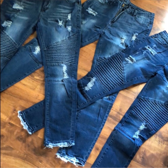 Foxy Fave Dark Distressed Moto Skinny Jeans - Picture 6 of 7